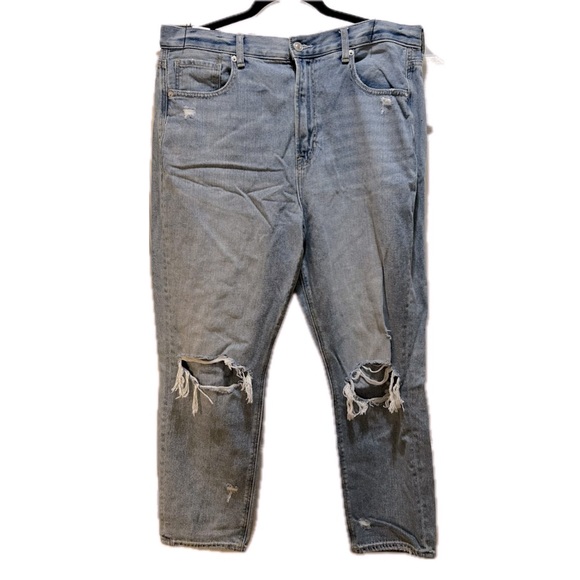 AMERICAN EAGLE Ripped Mom Jean - Picture 2 of 11